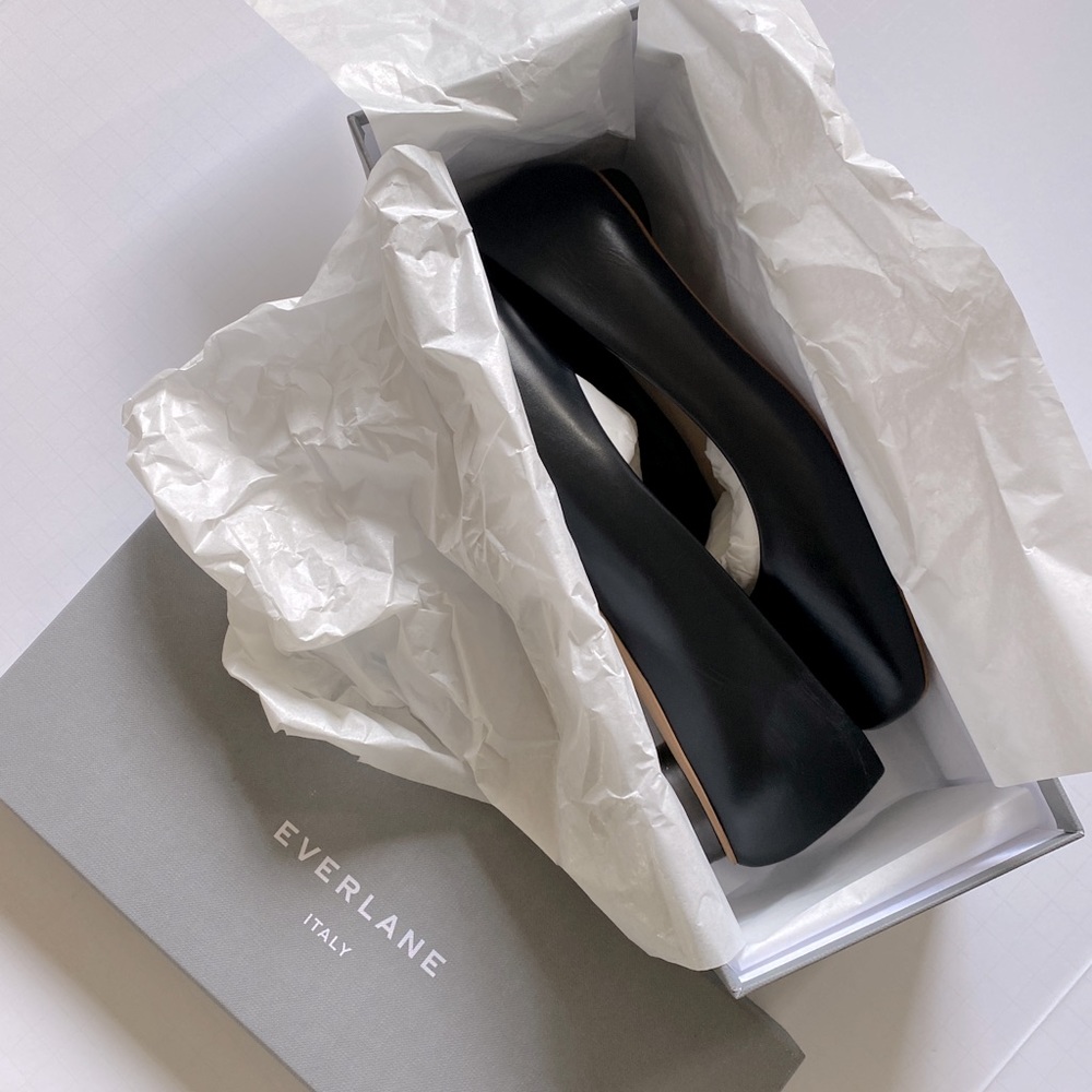 new Everlane ‘90s Flat sz. 7 Black